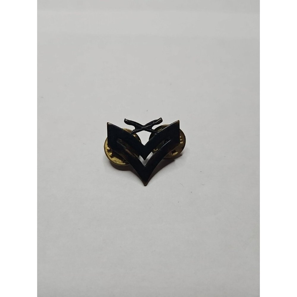 Vintage US Military Pin, Gold Tone/Black, "V" Shape, 1'' Length